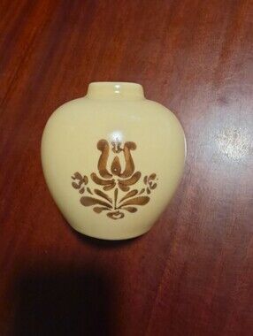 Vintage Pfaltzgraff Village 46 Vase